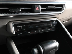 Седан Kia K5 2021 года, 2340000 рублей, Аксай