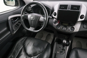 Внедорожник Toyota RAV4 2012 года, 1649000 рублей, Красноярск