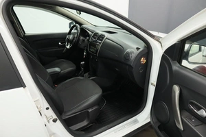 Седан Renault Logan 2022 года, 1125000 рублей, Курск