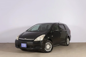 Минивэн Toyota Wish 2004 года, 699000 рублей, Новосибирск
