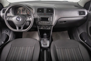 Седан Volkswagen Polo 2017 года, 1099000 рублей, Томск
