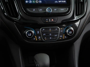 Внедорожник Chevrolet Equinox 2020 года, 2449046 рублей, Москва