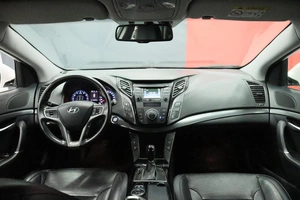 Седан Hyundai i40 2017 года, 1600000 рублей, Курск
