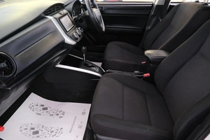 Универсал Toyota Corolla Fielder 2016 года, 1249000 рублей, Омск