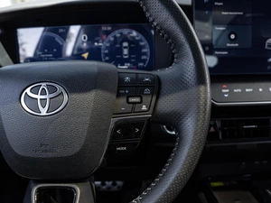Седан Toyota Camry 2024 года, 4100000 рублей, Краснодар