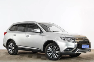 Внедорожник Mitsubishi Outlander 2020 года, 2289000 рублей, Тюмень