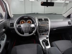 Седан Toyota Corolla 2012 года, 1019000 рублей, Тюмень