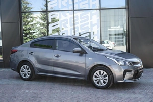Седан Kia Rio 2017 года, 1120000 рублей, Ульяновск