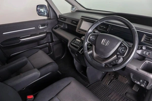 Минивэн Honda Stepwgn Spada 2015 года, 2249000 рублей, Пермь