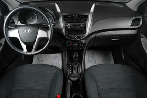 Седан Hyundai Solaris 2014 года, 969000 рублей, Тюмень