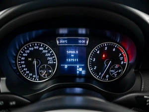 Хетчбэк Mercedes-benz A-класс 2013 года, 1500000 рублей, Красноярск