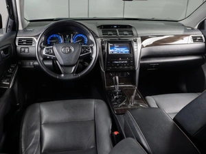 Седан Toyota Camry 2015 года, 2299000 рублей, Тюмень