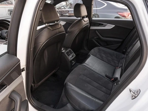 Седан Audi A4 2017 года, 2999000 рублей, Саратов