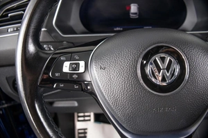 Внедорожник Volkswagen Tiguan 2018 года, 2259000 рублей, Пермь
