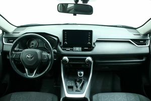 Внедорожник Toyota RAV4 2020 года, 3150000 рублей, Красноярск