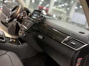 Внедорожник Mercedes-benz GLE-класс 2017 года, 4500000 рублей, Солонцы