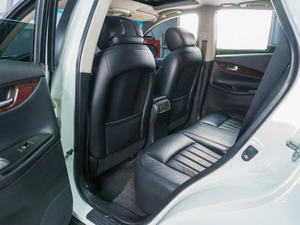 Внедорожник Infiniti QX50 2015 года, 2099000 рублей, Сургут