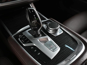 Седан BMW 7 серия 2019 года, 5669000 рублей, Аксай
