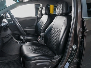 Седан Hyundai Solaris 2014 года, 970000 рублей, Сургут