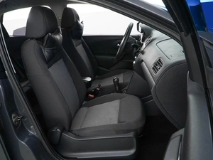 Седан Volkswagen Polo 2012 года, 999400 рублей, Москва