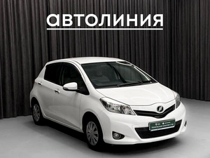 Хетчбэк Toyota Vitz 2012 года, 679000 рублей, Красноярск