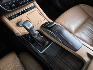 Седан Lexus ES 2016 года, 2959000 рублей, Ростов-на-Дону