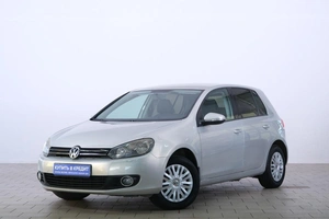 Хетчбэк Volkswagen Golf 2009 года, 719000 рублей, Омск