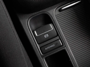 Внедорожник Volkswagen Tiguan 2011 года, 979000 рублей, Тюмень