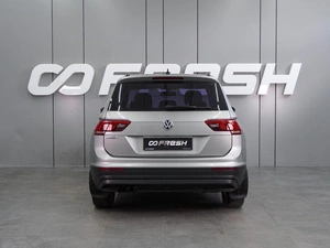 Внедорожник Volkswagen Tiguan 2018 года, 1865000 рублей, Воронеж