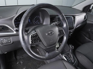 Седан Hyundai Solaris 2017 года, 1470000 рублей, Ростов-на-Дону