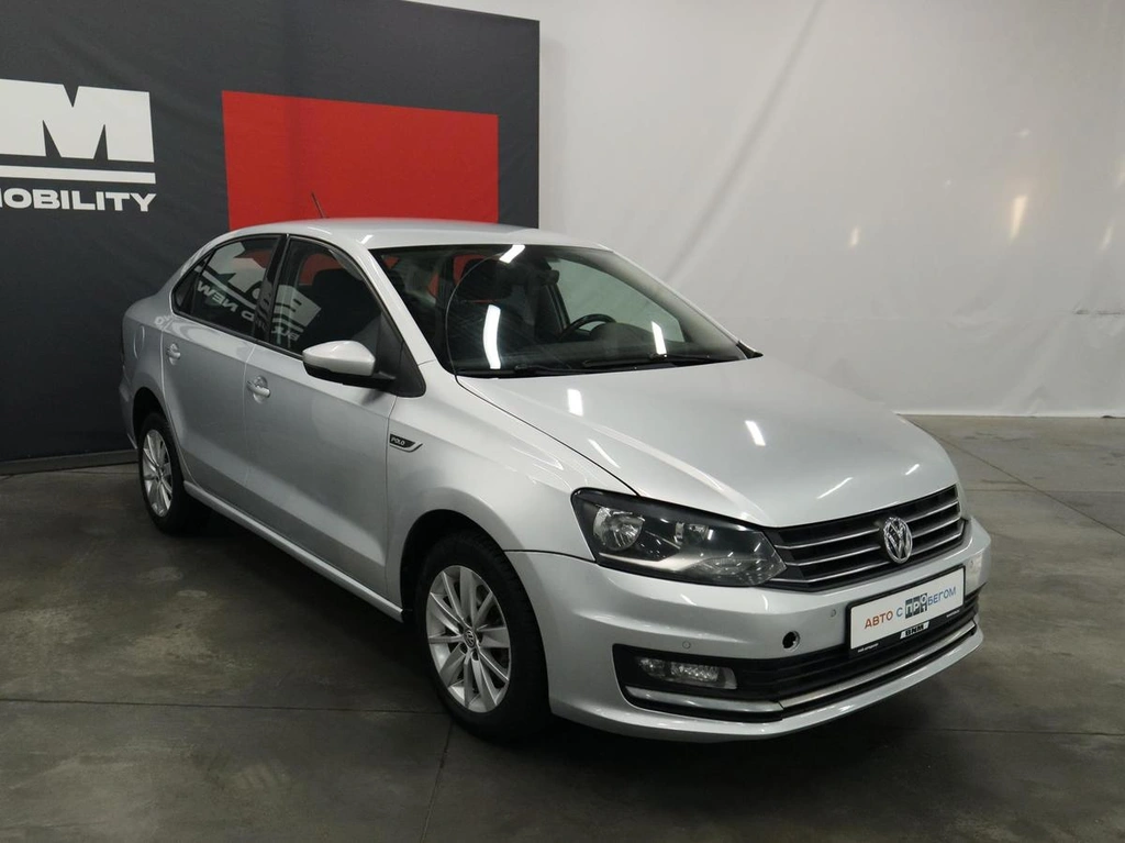 Седан Volkswagen Polo 2017 года, 1050000 рублей, Курск