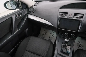 Хетчбэк Mazda Axela 2013 года, 999000 рублей, Красноярск