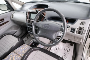 Минивэн Toyota Nadia 2000 года, 799000 рублей, Красноярск