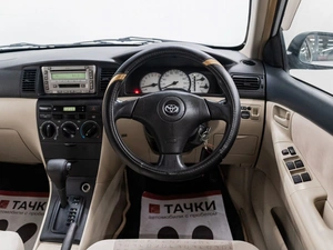 Хетчбэк Toyota Corolla 2002 года, 630000 рублей, Красноярск