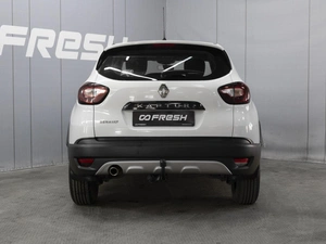 Внедорожник Renault Kaptur 2017 года, 1029000 рублей, Омск