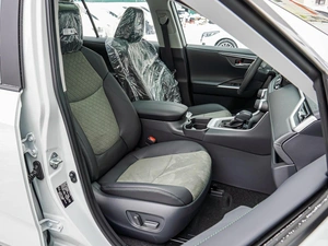 Внедорожник Toyota RAV4 2025 года, 4298000 рублей, Краснодар