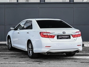 Седан Toyota Camry 2012 года, 1499000 рублей, Кирилловка