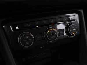 Внедорожник Volkswagen Tiguan 2019 года, 2420000 рублей, Волгоград