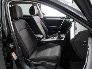 Универсал Volkswagen Passat 2017 года, 1549000 рублей, Тюмень