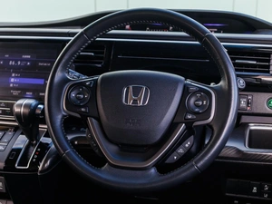 Минивэн Honda Stepwgn Spada 2018 года, 2250000 рублей, Большой Сочи