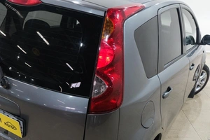 Хетчбэк Nissan Note 2005 года, 409000 рублей, Новокузнецк