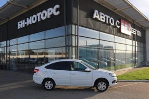 Седан ВАЗ (LADA) Granta 2023 года, 860000 рублей, Мирное