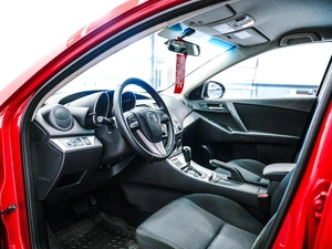 Хетчбэк Mazda 3 2011 года, 845000 рублей, Красноярск