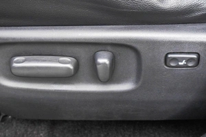 Внедорожник Toyota RAV4 2011 года, 1799000 рублей, Барнаул