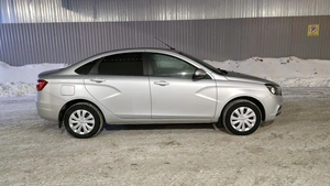 Седан ВАЗ (LADA) Vesta 2017 года, 865000 рублей, Красноярск