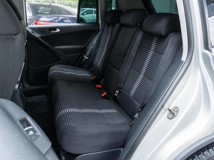 Внедорожник Volkswagen Tiguan 2011 года, 1144000 рублей, Волгоград