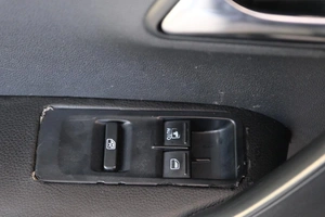 Седан Volkswagen Polo 2011 года, 829000 рублей, Омск