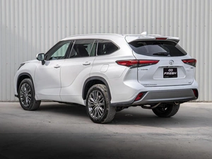 Внедорожник Toyota Highlander 2025 года, 5670000 рублей, Краснодар