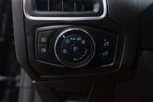 Хетчбэк Ford Focus 2013 года, 899000 рублей, Новокузнецк