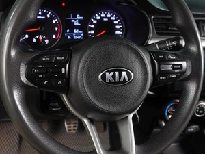 Седан Kia Rio 2019 года, 1039000 рублей, Воронеж